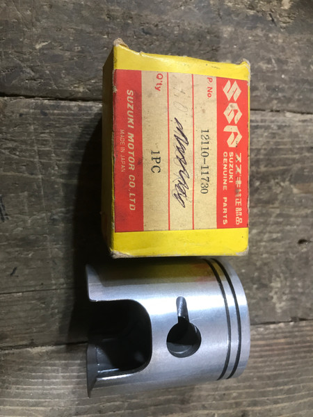 Suzuki T20/TC250 Scrambler Piston, Part Number 12110-11730