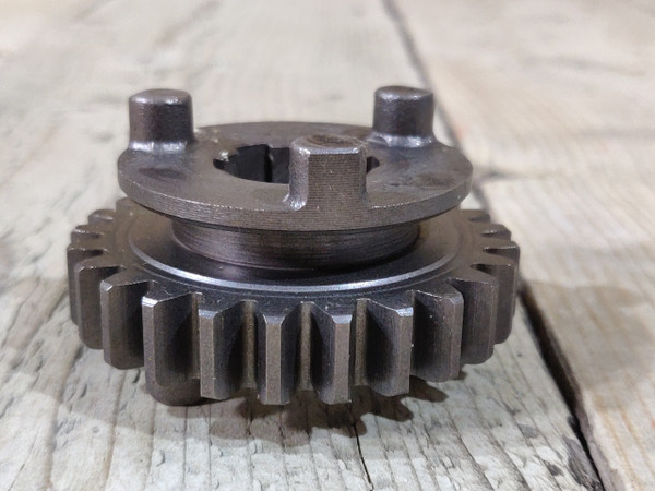 Honda CB175 5th Gear Cog 25T NOS Genuine 23491-235-020