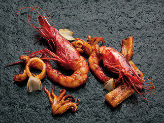 Sautéed shrimp and squid Sautéed shrimp and squid