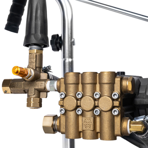 Simpson IS61029 Industrial Series 4400 PSI (Gas - Cold Water) Pressure Washer, AAA Pump, Simpson Engine