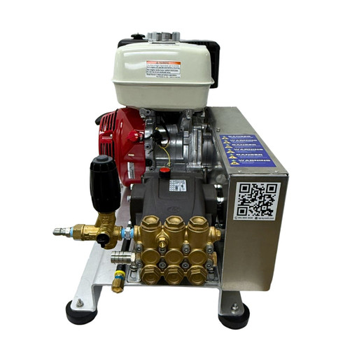 Direct front elevation view of the Stealth Operator Series 5.5 GPM 3500 PSI belt-drive pressure washer skid, showcasing the frontal profile of the Honda GX390 engine, the brass Mazzoni triplex pump, and the aluminum belt box enclosure on a custom skid