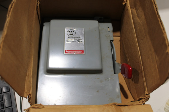 Crouse-Hinds HUN321 Heavy Duty Safety Switches 3P 30A 250V EA