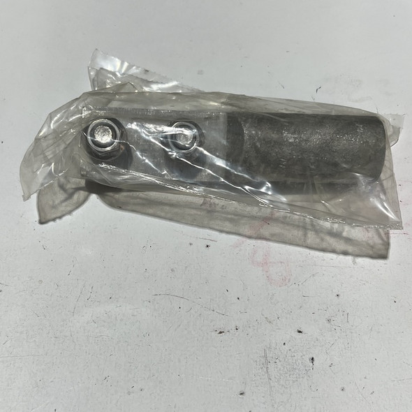 Eaton 104723-7 Connectors