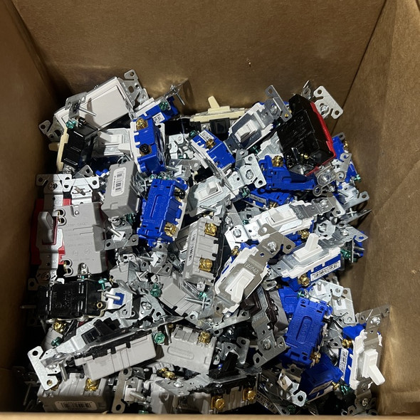 Eaton ECLOT-0379-B-SWITCHES Light Switch and Control Accessories