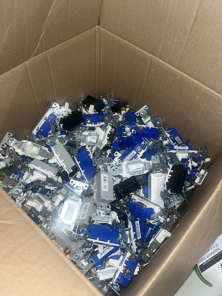 Eaton ECLOT-1408-B-SWITCHES Switches