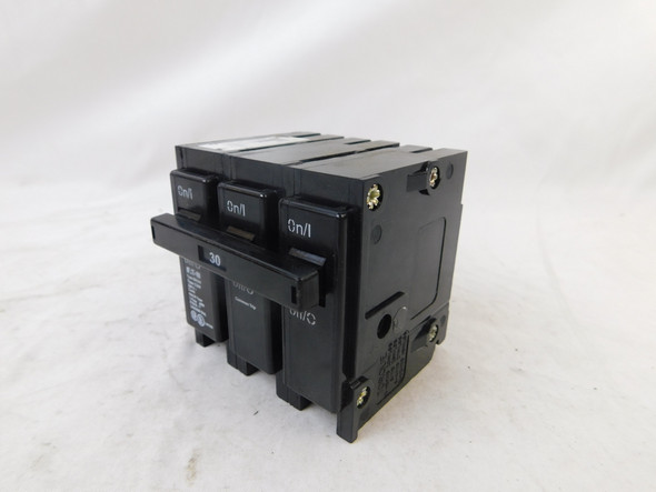 Eaton BR330 Miniature Circuit Breakers (MCBs) 3P 30A 120V EA