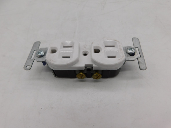 Eaton 5270W-SP-LW Duplex Receptacle Outlet