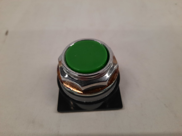 CR104PBG00G1 Pushbuttons Non-Illuminated Green