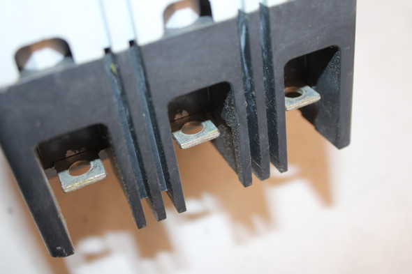 Eaton PDD23F0225TFFL Molded Case Breakers (MCCBs) EA