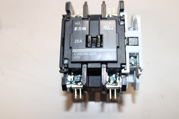 Eaton C25DND225AA Definite Purpose Contactors 2P 1NO EA