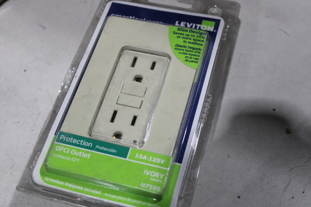 Leviton N7599-PI Outlet