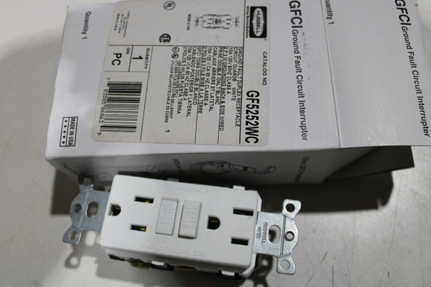 Hubbell GF5252WC Outlets
