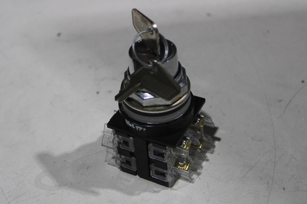 GE CR104PSK33A92W Selector Switches