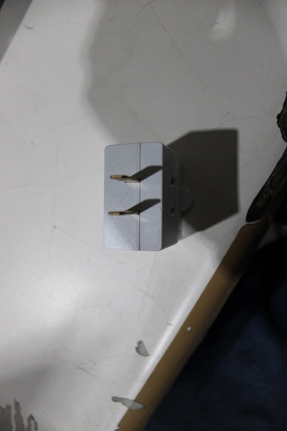 Eaton 400W-BU Electrical Adapters