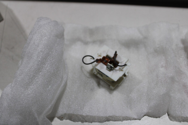 Siemens 3TY7443-0AV0 Starter and Contactor Accessories