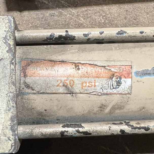 AEROQUIP D521-31-21S-7X5 Hydraulic Actuators and Cylinders