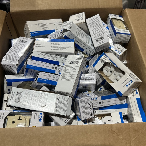 Eaton ECLOT-0016-B-OUTLETS Outlets