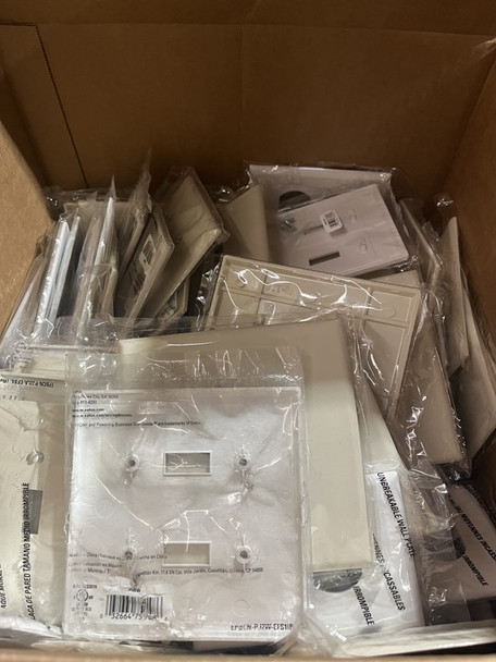 Eaton ECLOT-0006-B-WALLPLATES Wallplates and Accessories