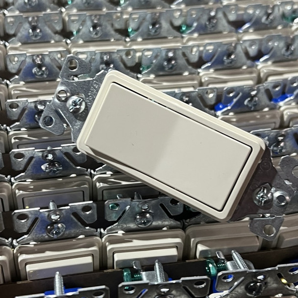 Eaton ECLOT-0852-P-SWITCHES Light Switch and Control Accessories