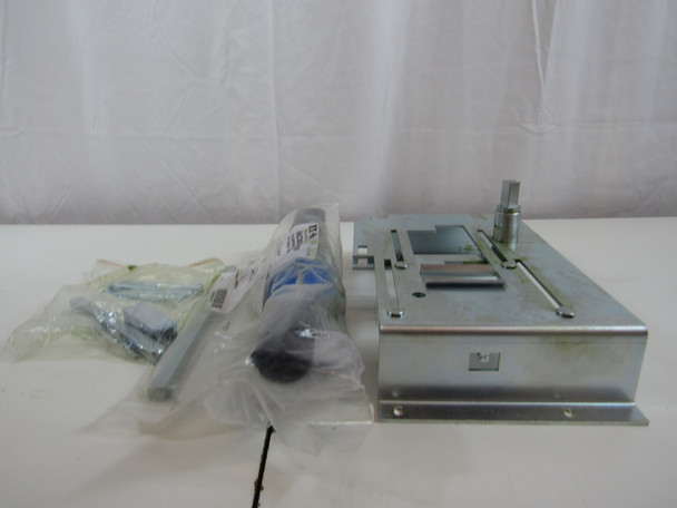 Eaton RGHMVD10B Circuit Breaker Handle Mechanism