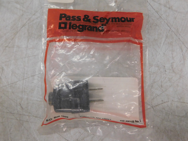 Legrand 330108 Plugs