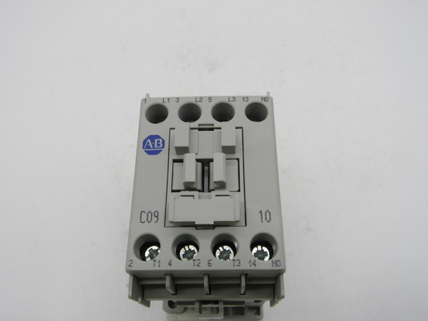 Allen Bradley 100-C09J10 Other Contactors IEC 3P 9A 24VDC 60Hz 1NO