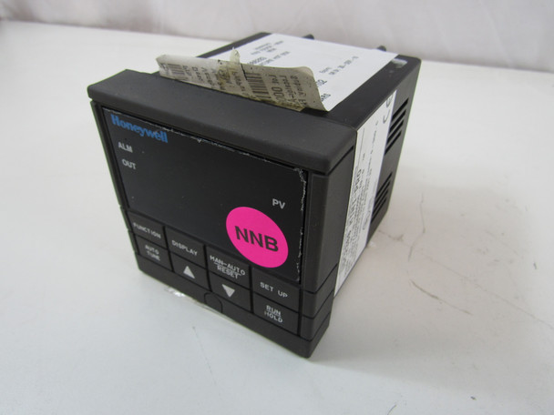 Honeywell DC230B-EE-00-10-0000000-E0-0 Thermostats and Thermostat Accessories Tempurature Controller 12A 250VAC