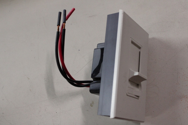 Leviton 81000-3W Other Sensors and Switches EA