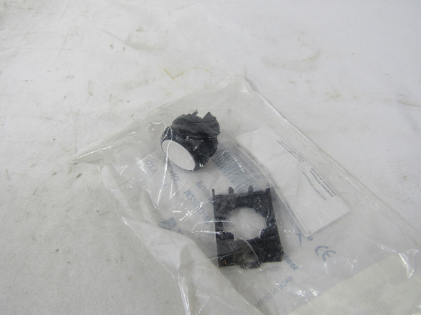 Eaton M22S-D-W Pushbuttons Illuminated 6A Black NEMA 3/3R/4/4X/12/13 Watertight/Oiltight