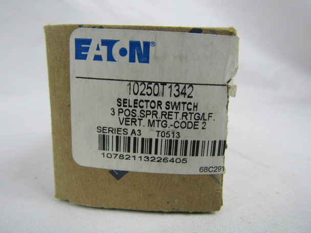 Eaton 10250T1342 Selector Switches Non-Illuminated 3 Position Black EA NEMA 3/3R/4/4X/12/13 Watertight/Oiltight