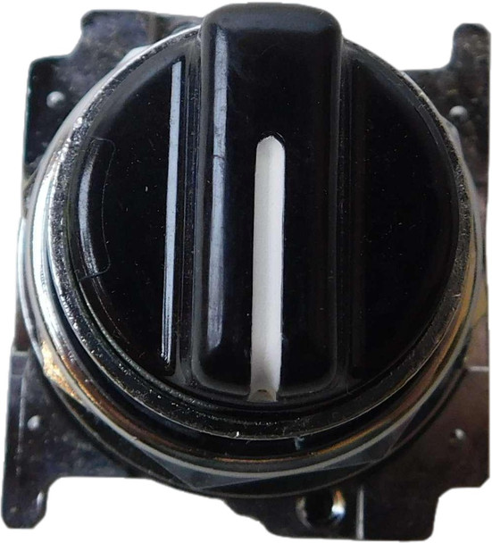 Eaton 10250T1353 Selector Switches Non-Illuminated 3 Position Black NEMA 3/3R/4/4X/12/13 Watertight/Oiltight
