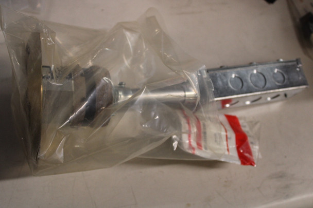 Wiremold RC7AC20AAB Outlet Boxes/Covers/Accessories EA