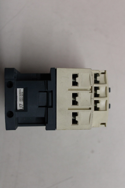 Schneider Electric CAD32U7 Relays EA