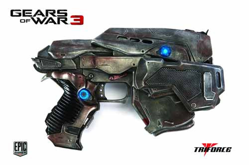 Gears Of War 3 Cog Snub Pistol Replica -- DEC111750