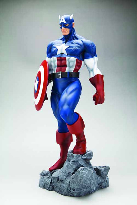Captain America Classic Avengers Fine Art Statue -- NOV111607 Captain America Classic Avengers Fine Art Statue -- NOV111607