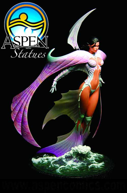 Fathom Aspen Matthews Statue -- JAN120866