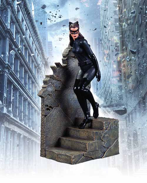 Dark Knight Rises Catwoman 1/12 Scale Statue -- APR120302