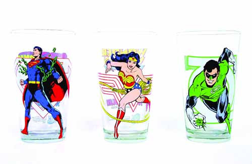 Toon Tumblers Superman Clear Pint Glass -- DC Comics -- NOV132285
