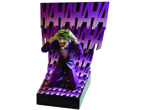 DC Comics Birth Of The Joker Premium Motion Statue -- MAY152397