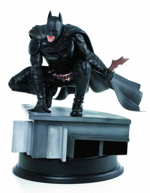 Dark Knight Rises Batman 1/9 Scale Action Hero Vignette -- AUG121913