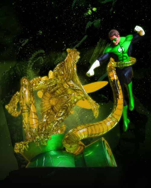 Green Lantern Hal Jordan Vs Parallax Statue -- DEC110336