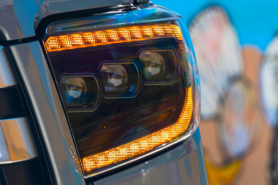2014-2021 Toyota Tundra | Morimoto Amber XB LED Headlights