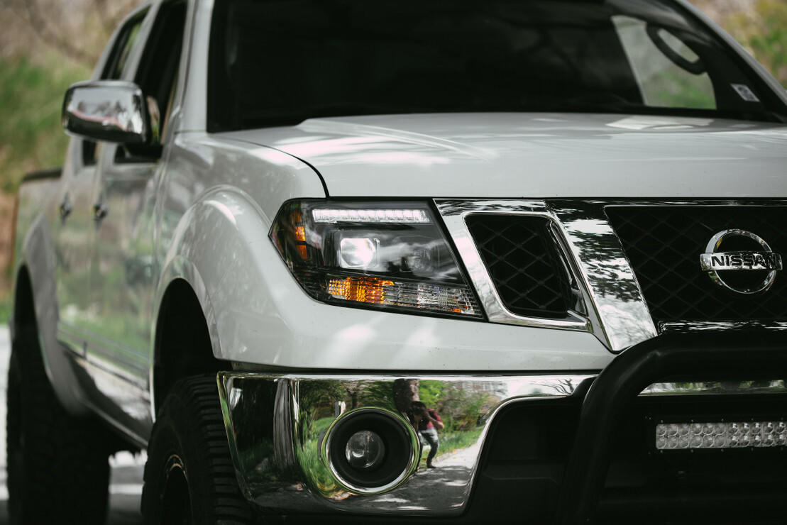 2009-2020 Nissan Frontier | Morimoto XB Hybrid LED Headlights