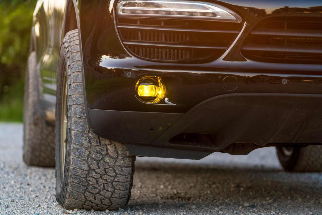 。 2011-2015 Porsche Cayenne | Morimoto XB EVO / EVO+ LED Fog Lights