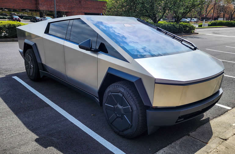 Llumar vs XPEL: Window Tinting Showdown