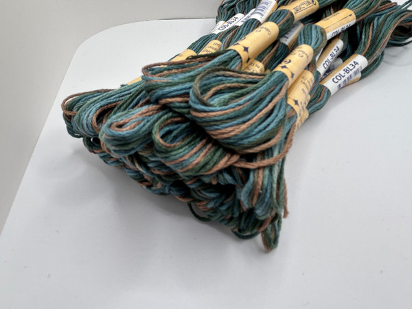 OTF Threads™️ 6 Strand Variegated Floss - BL34 Dirty Jeans