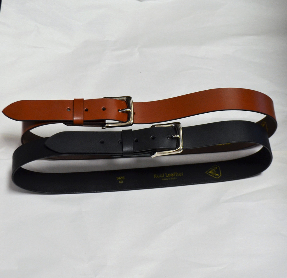  Fine quality leather belt  with removable buckle- 1.50'