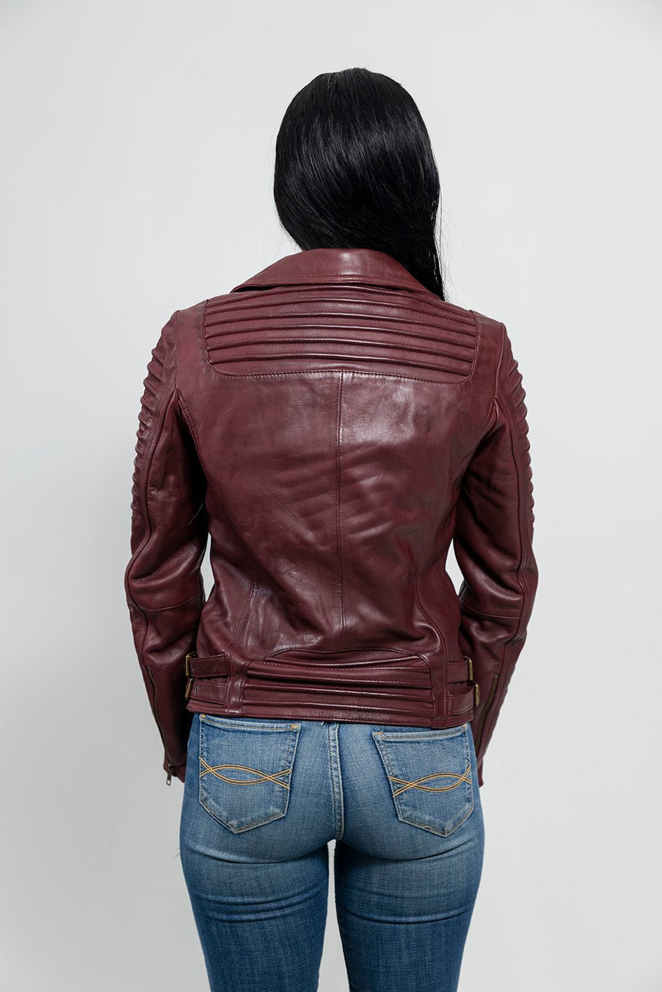 Queens - Women's Fashion Leather Jacket