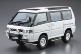 1/24 Model Car #27 Mitsubishi P35W Delica Star Wagon '91