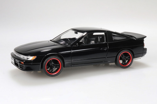 PRE-ORDER 1/32 SNAP KIT #27CU-BK Nissan Sileighty Custom Black